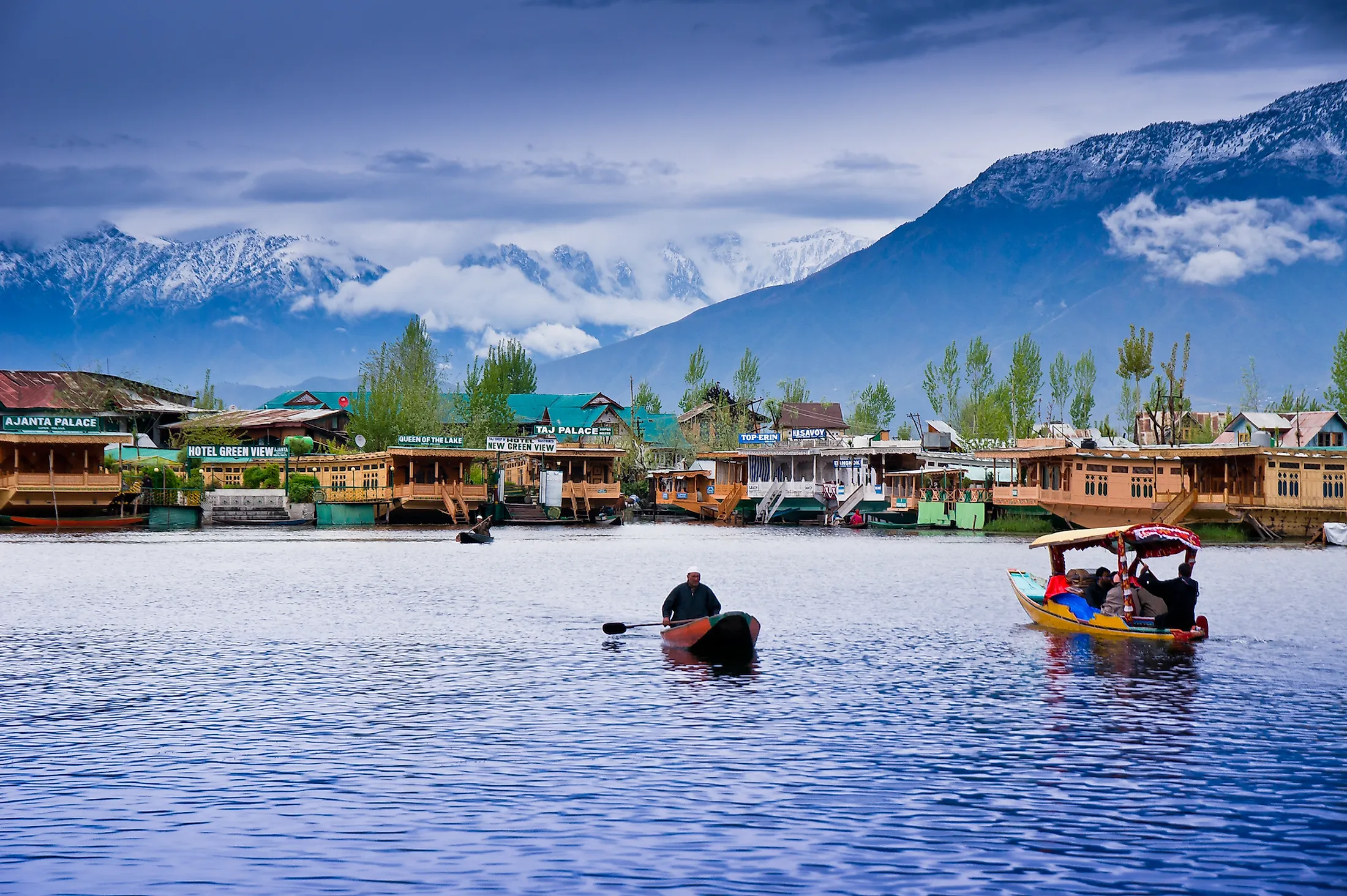 Delhi to Kashmir Taxi